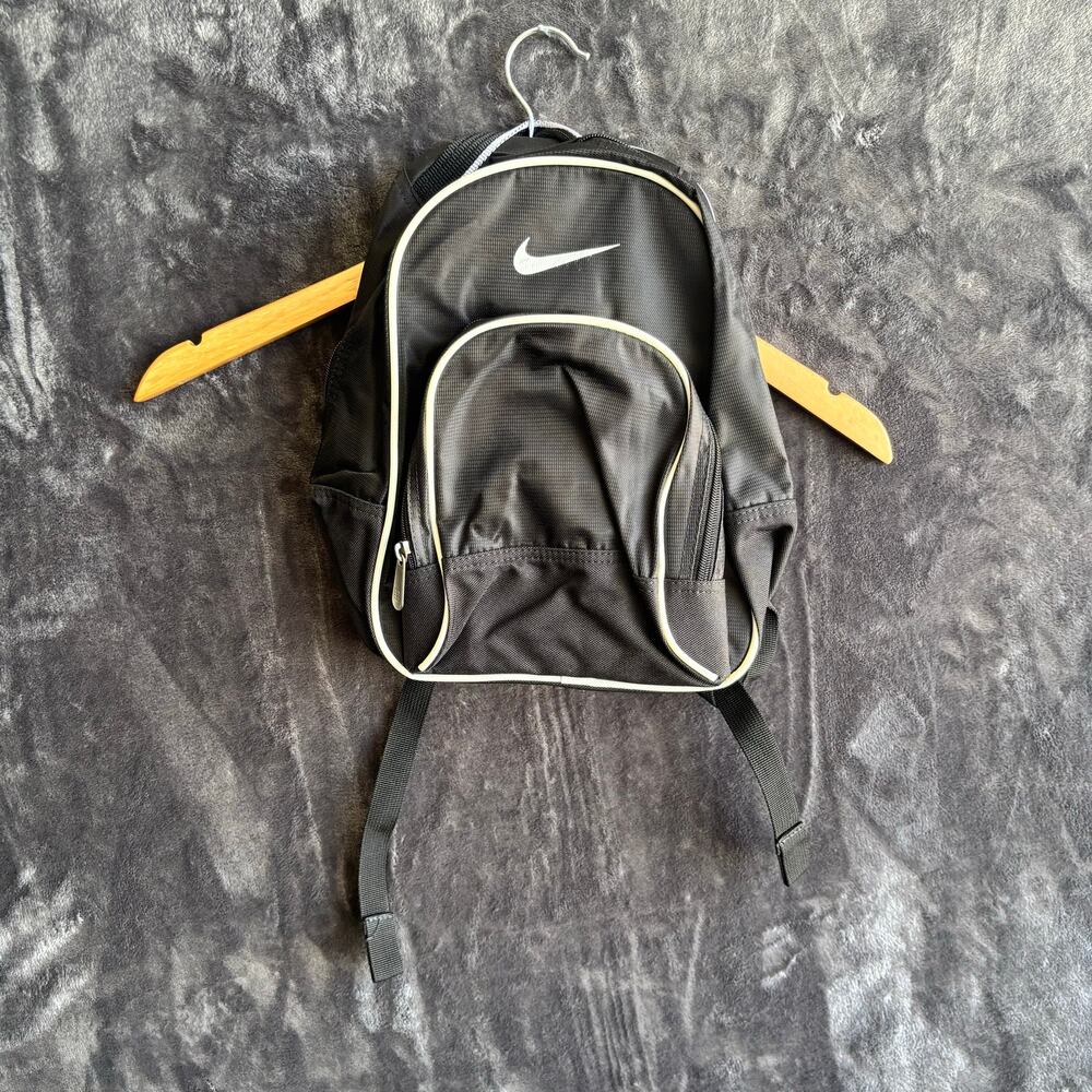 Vintage 2000s Nike Mini Backpack Color Black